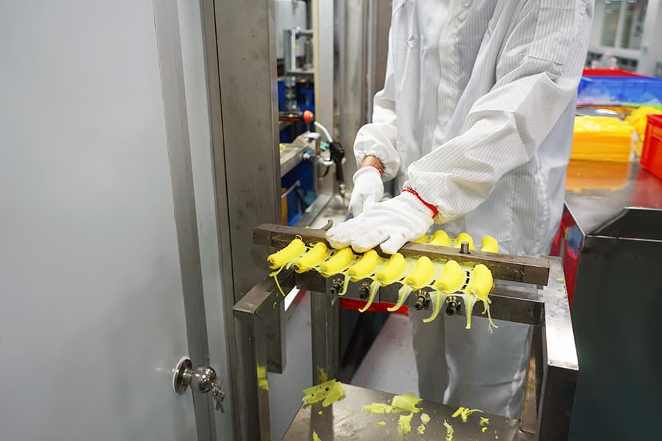 demolding silicone products from the mold