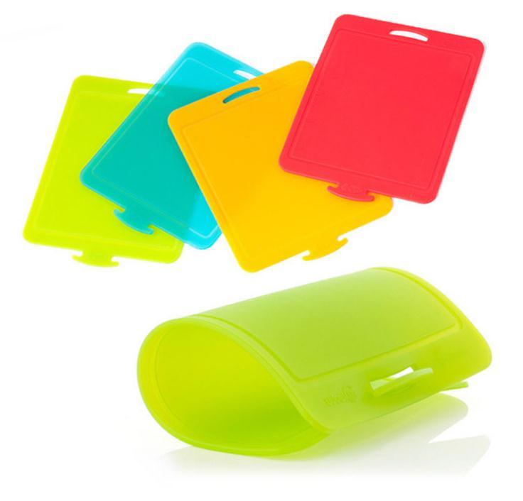 silicone chopping board with groove