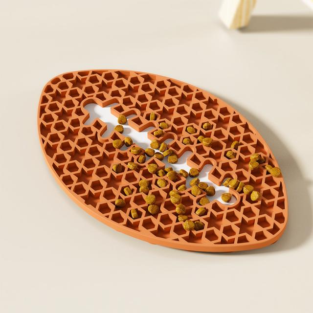 image of Oval Shape Silicone Licking Mat for Pet