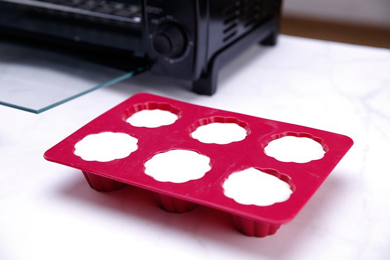 6 cavity silicone muffin pan cupcake mold